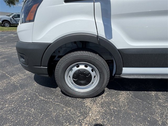 New 2025 Ford Transit 250 148 Medium Roof image 19