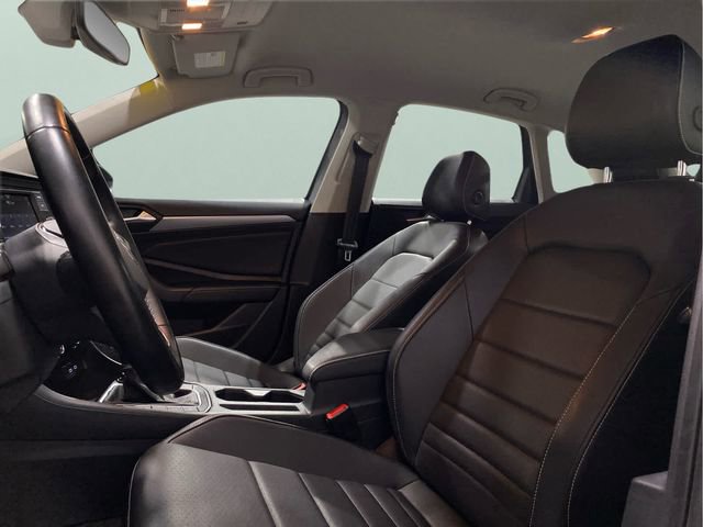 Used 2022 Volkswagen Jetta SE FWD image 22