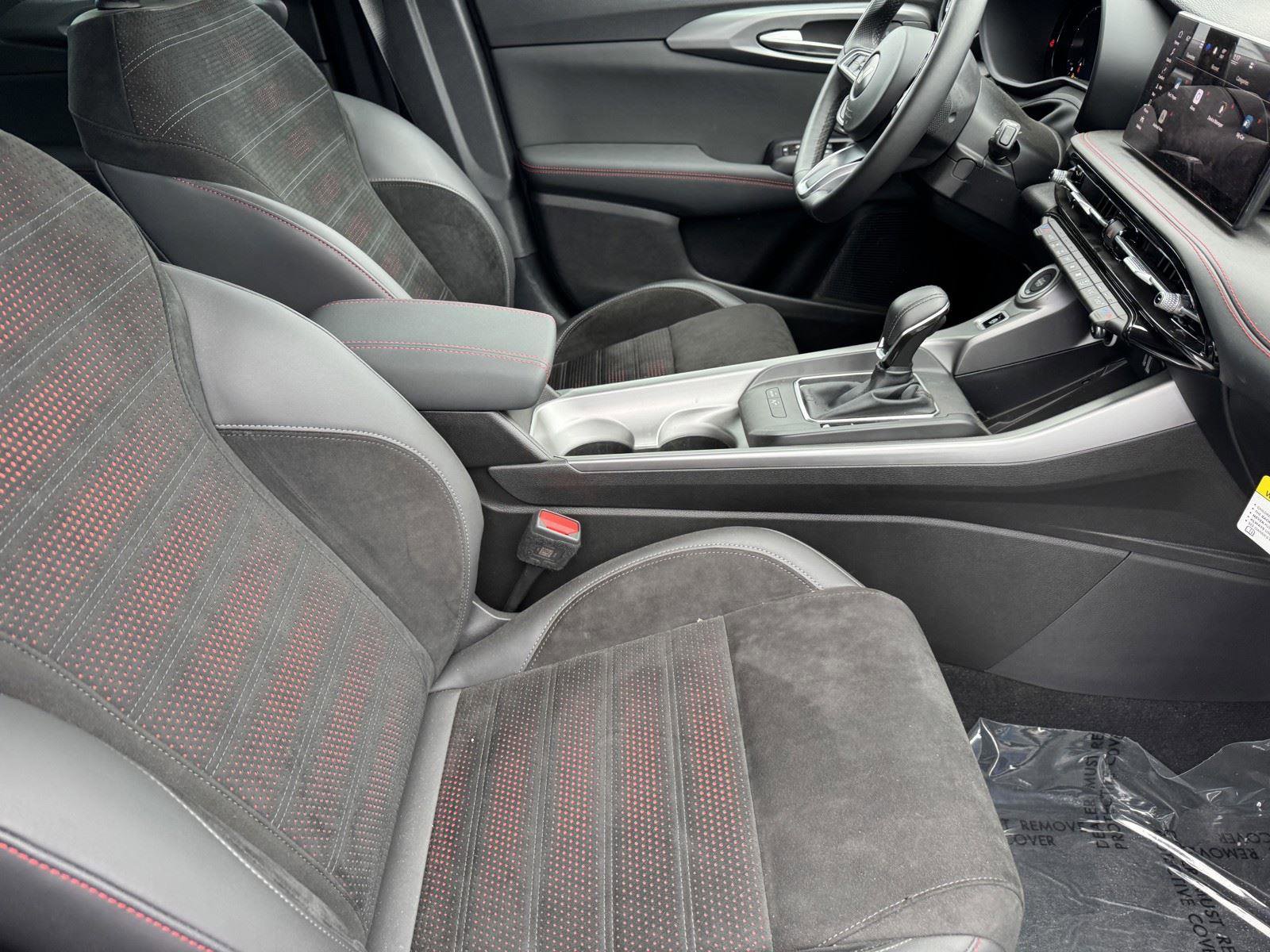 New 2023 Dodge Hornet GT Plus w/ Track Pack image 9