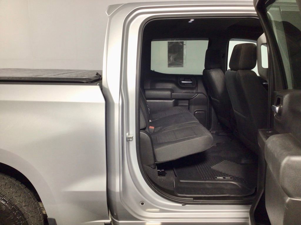 Used 2020 Chevrolet Silverado 1500 LT image 29