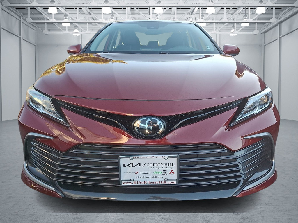 Used 2021 Toyota Camry LE AWD/4WD image 10