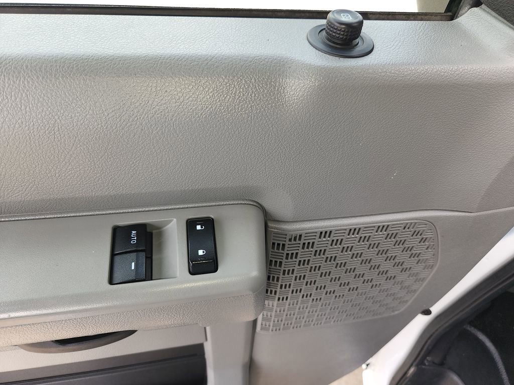 Used 2024 Ford E-350 and Econoline 350 Super Duty w/ Driver's Safety Package image 30