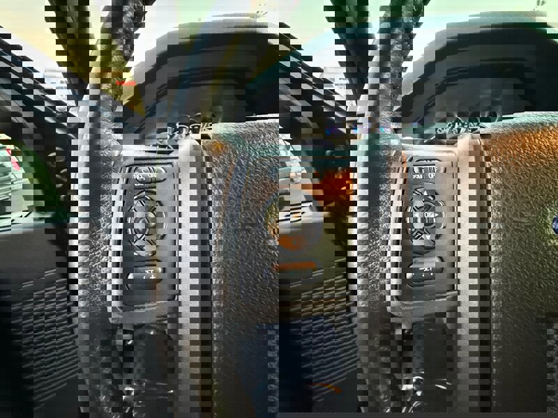 Used 2015 Ford F250 Platinum w/ FX4 Off-Road Package AWD/4WD image 29