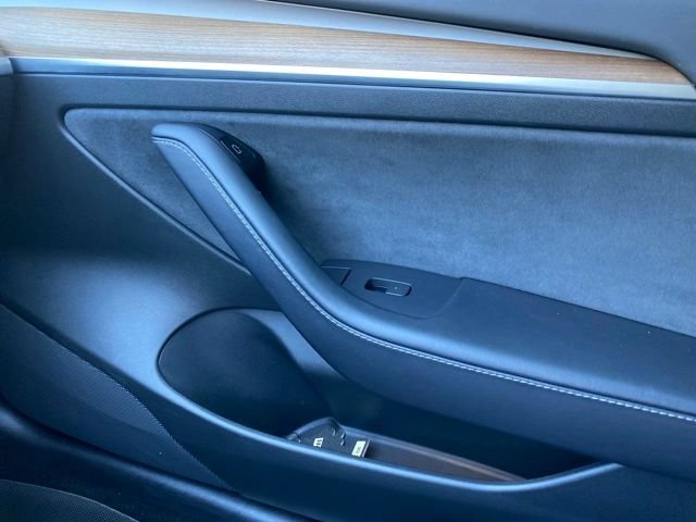 Used 2022 Tesla Model 3 Performance AWD/4WD image 22