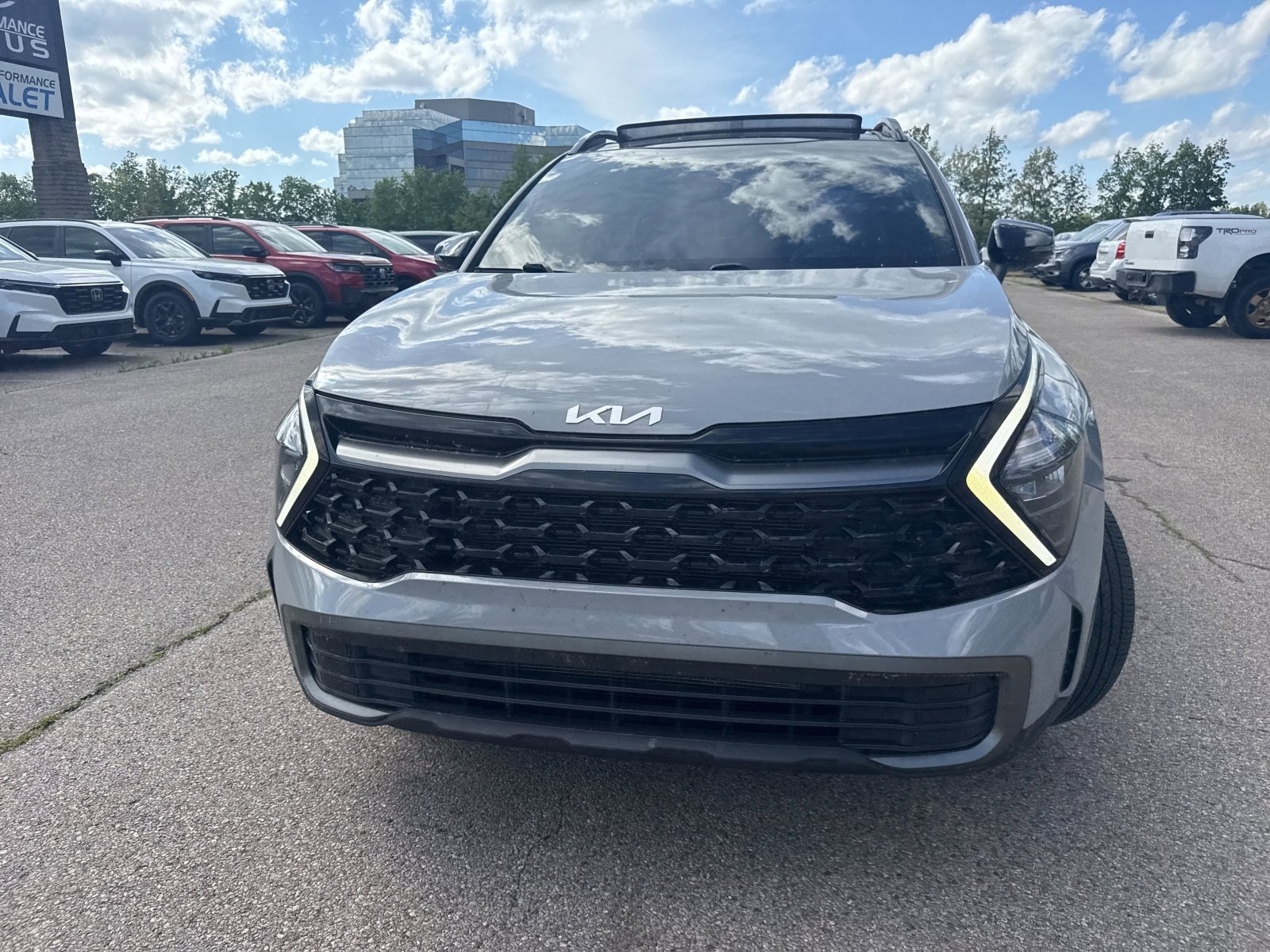 Used 2023 Kia Sportage X-Line w/ X-Line Premium Package AWD/4WD image 16