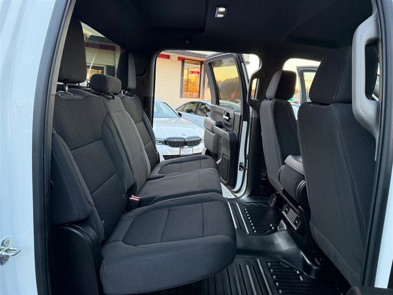 Used 2022 GMC Sierra 3500 Pro w/ Convenience Package image 16