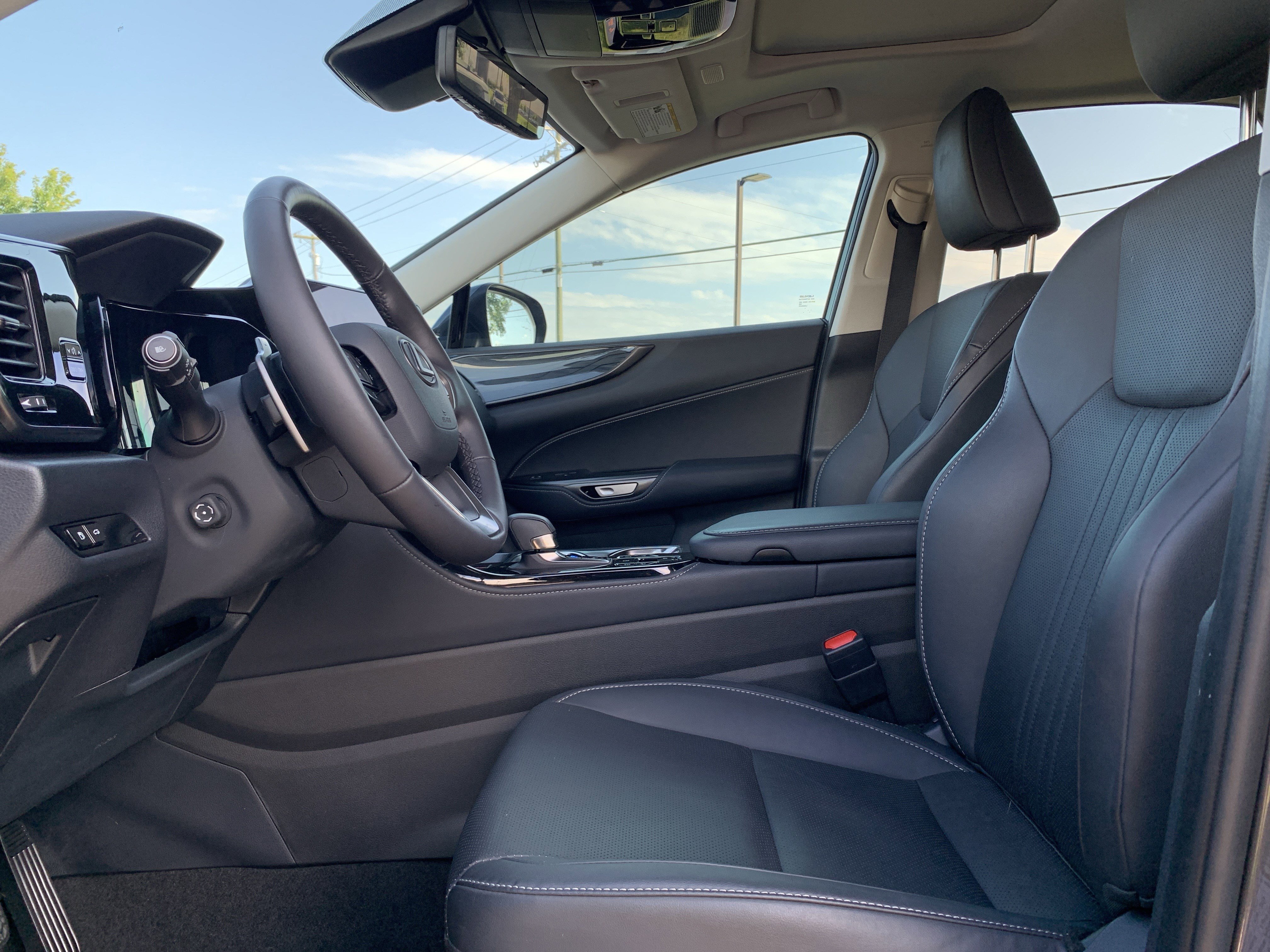 Used 2025 Lexus NX 350 AWD w/ Cold Area Package image 35