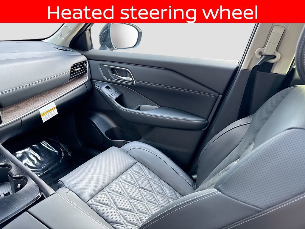 Certified 2025 Nissan Rogue Platinum w/ Platinum Premium Package image 21