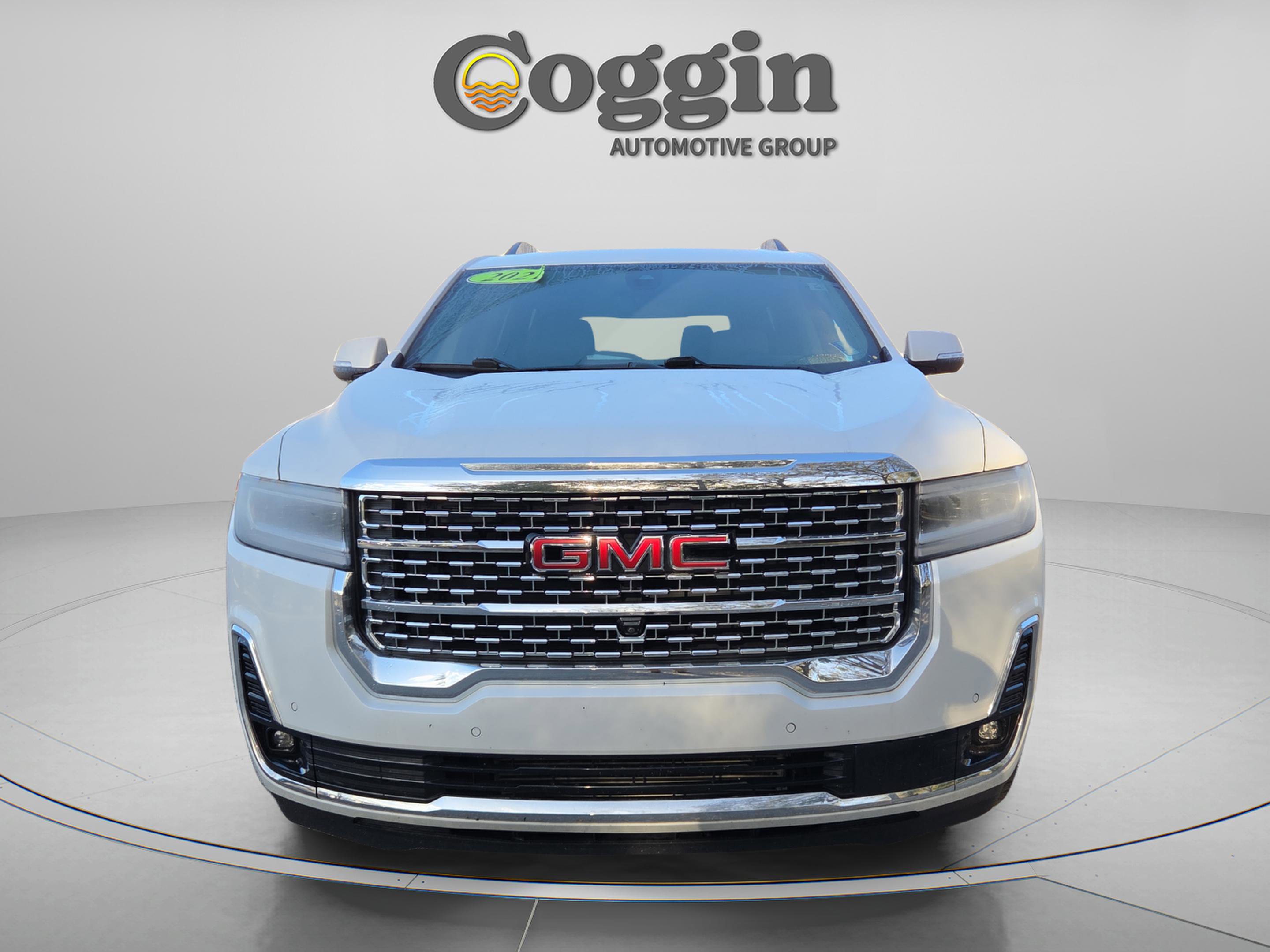 Used 2021 GMC Acadia Denali w/ Denali Technology Package image 9