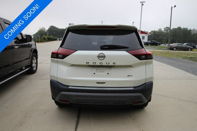 Used 2023 Nissan Rogue SV FWD video 2