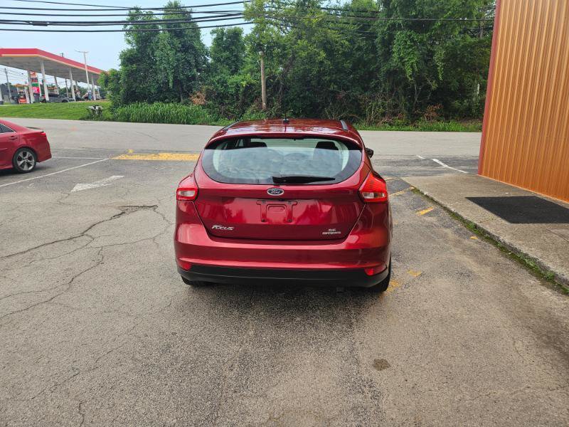 Used 2015 Ford Focus SE FWD image 6