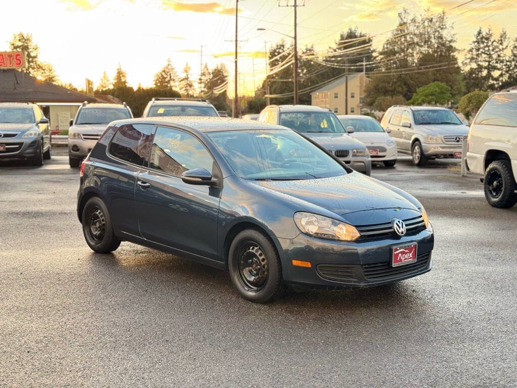 Used 2010 Volkswagen Golf 2-Door image 5