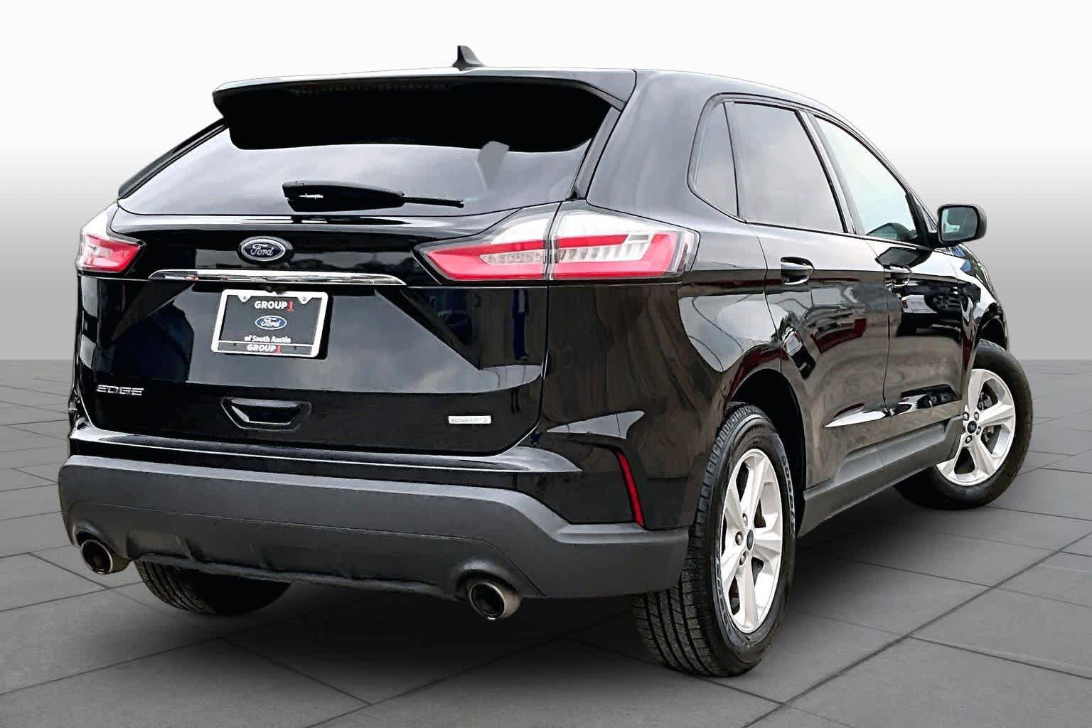 Used 2019 Ford Edge SE FWD image 13