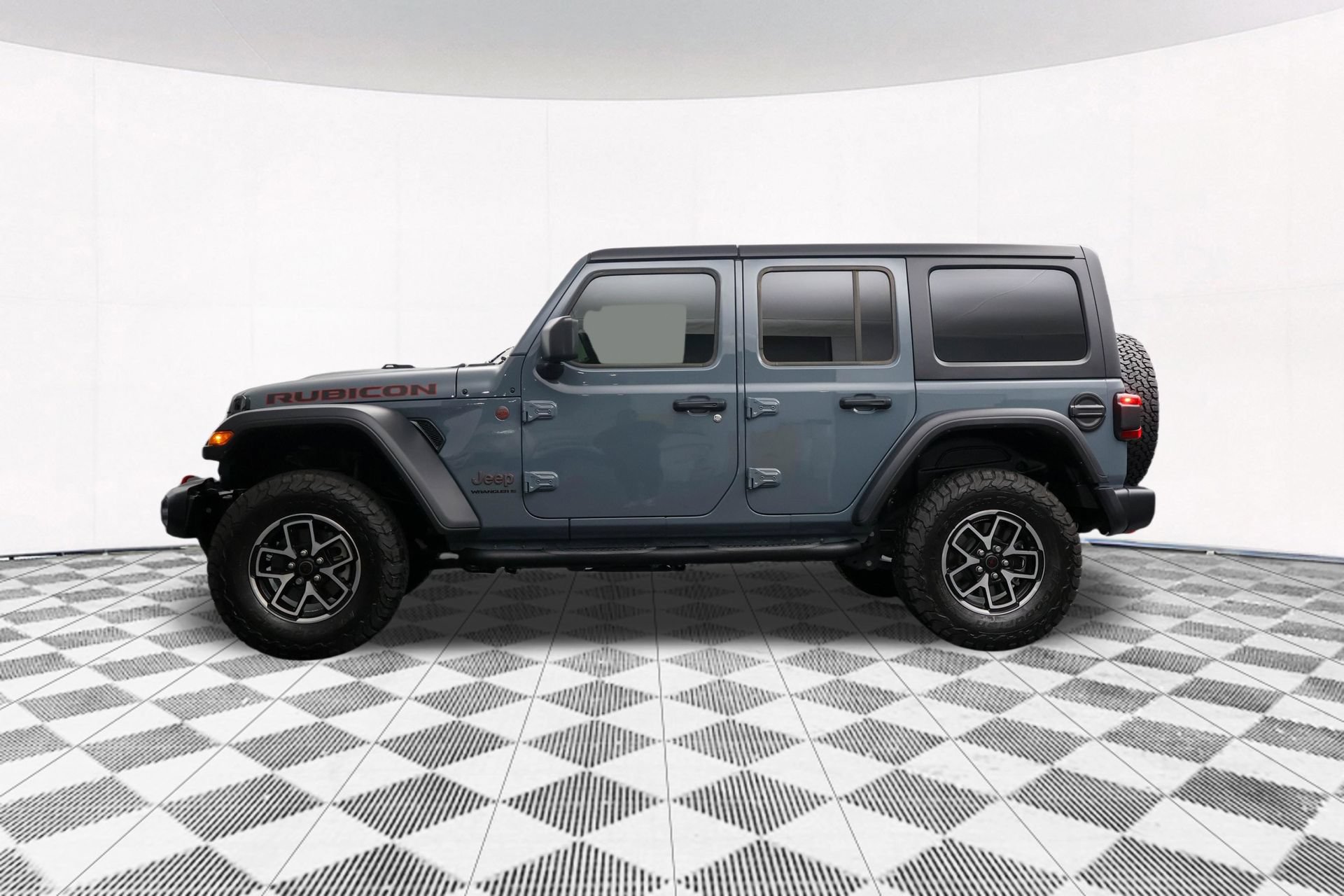 Used 2024 Jeep Wrangler Unlimited Rubicon w/ Dual Top Group AWD/4WD image 41