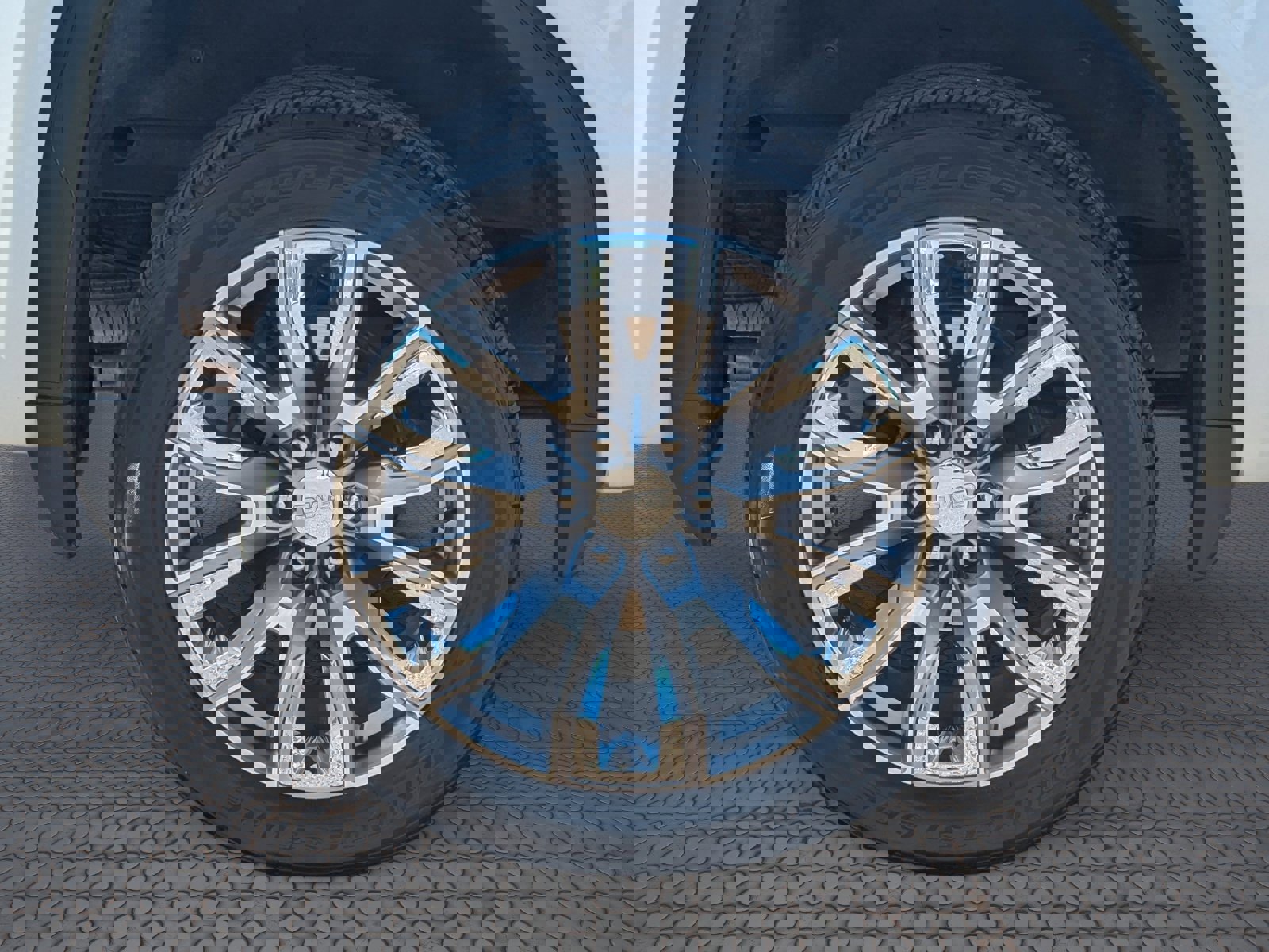 Used 2023 GMC Sierra 1500 Denali w/ Denali Reserve Package image 10