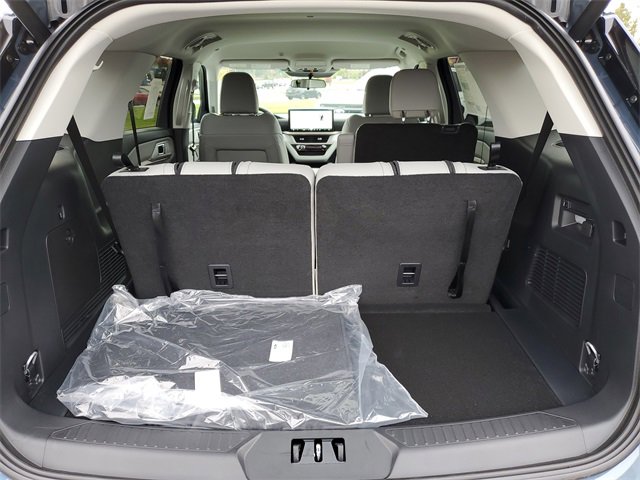 New 2026 Ford Explorer Active w/ Active Comfort Package image 34