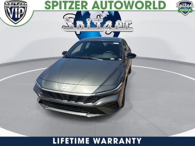 New 2026 Hyundai Elantra Sport FWD image 6