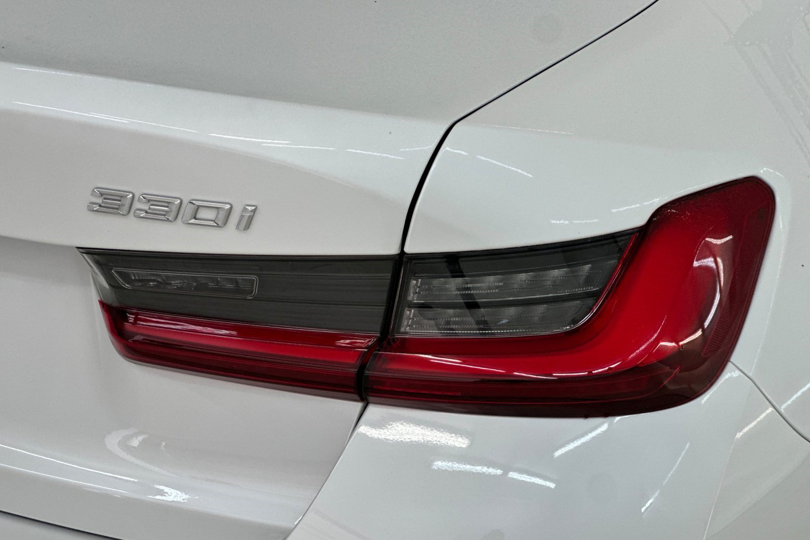 Certified 2024 BMW 330i Sedan w/ Premium Package RWD image 28