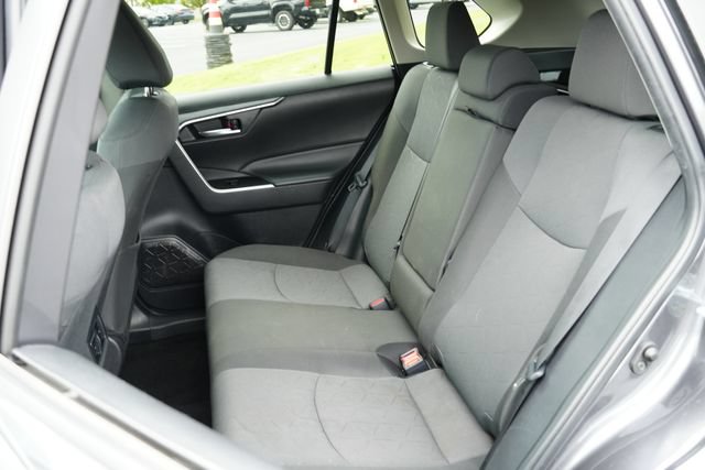 Used 2024 Toyota RAV4 XLE AWD/4WD image 15