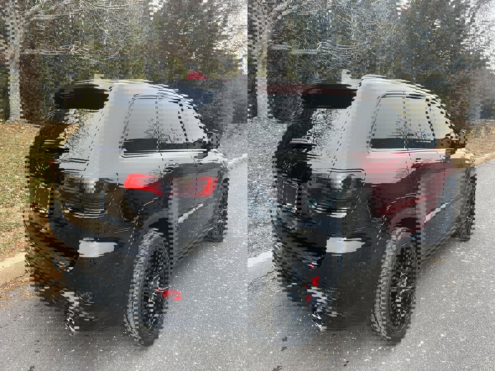 Used 2018 Jeep Grand Cherokee SRT image 51