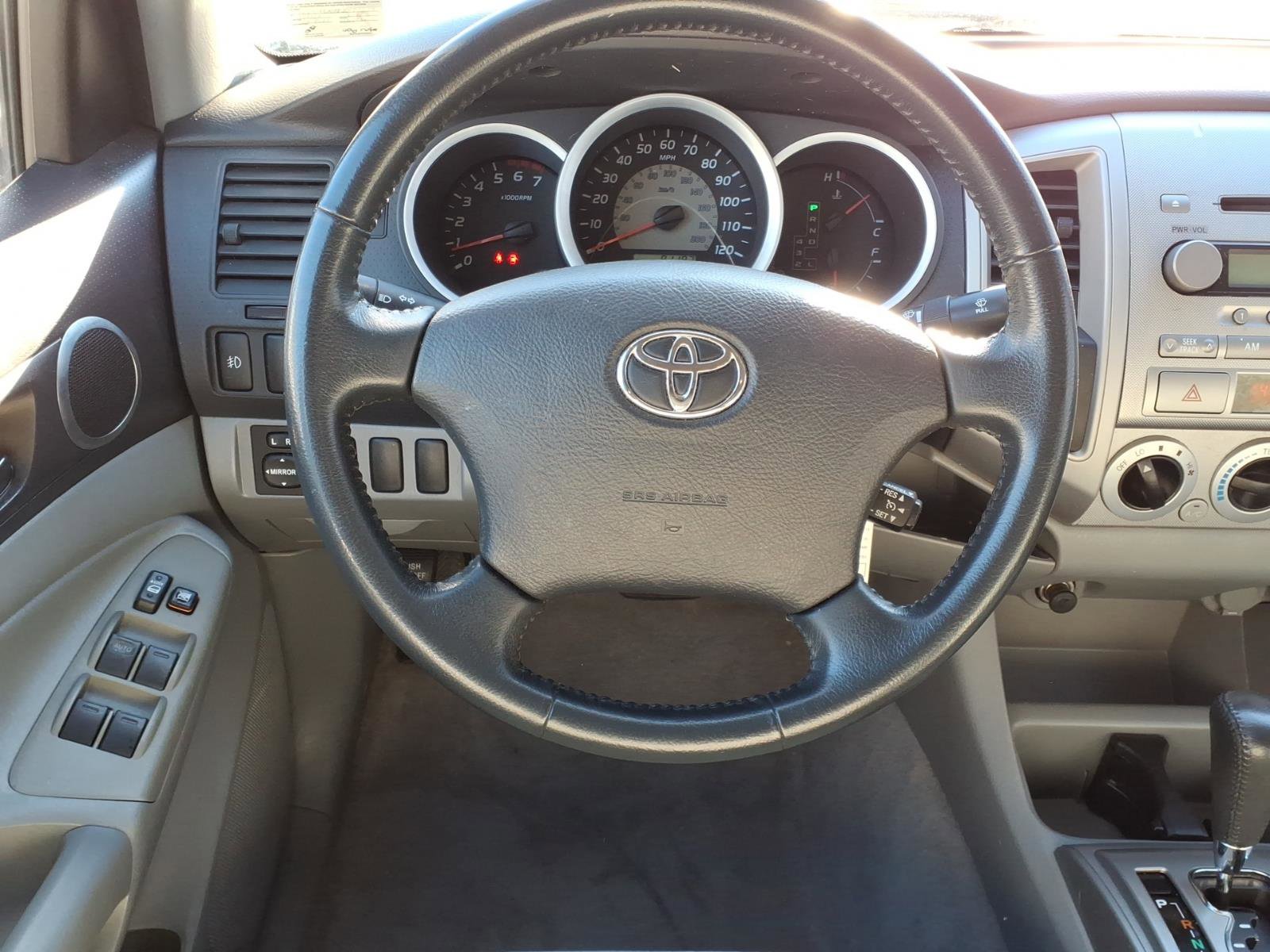 Used 2008 Toyota Tacoma V6 image 4