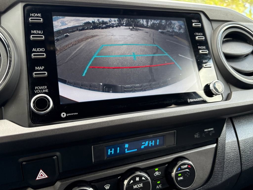 Used 2022 Toyota Tacoma TRD Off-Road image 18