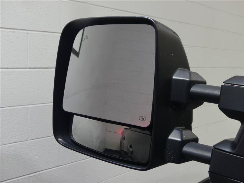 Used 2018 Nissan Titan PRO-4X AWD/4WD image 13