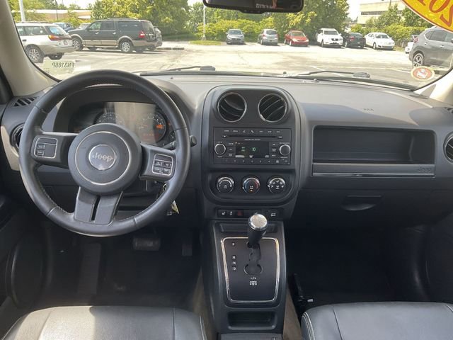 Used 2016 Jeep Patriot High Altitude AWD/4WD image 11