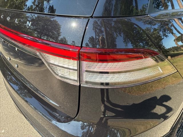 Certified 2025 Lincoln Aviator Reserve w/ Equipment Group 201A AWD/4WD image 14