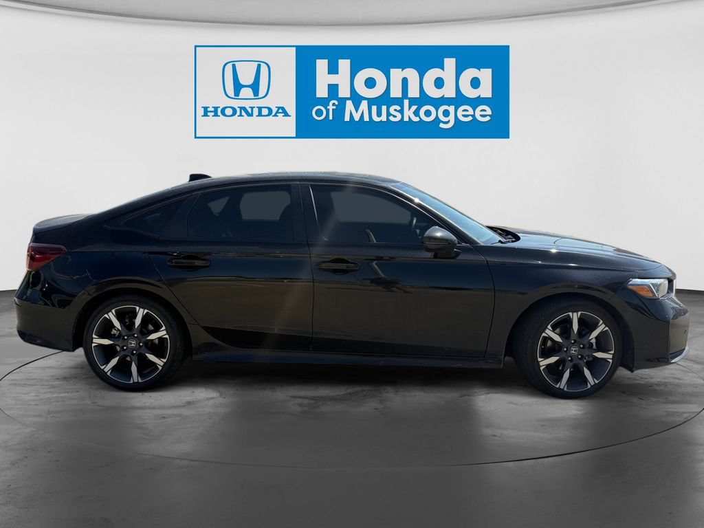 Used 2025 Honda Civic Sport Touring image 4