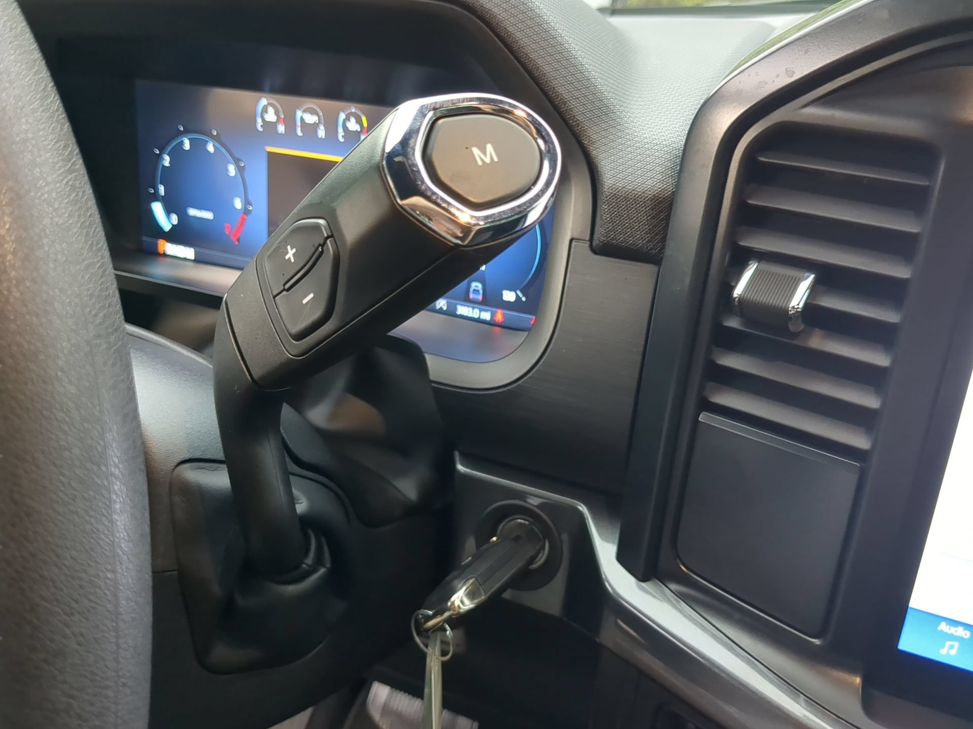 Certified 2025 Ford F150 STX RWD image 61