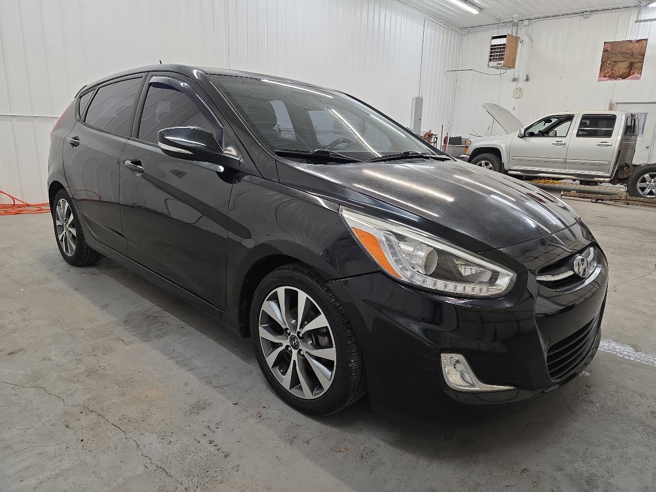 Used 2015 Hyundai Accent Sport image 16