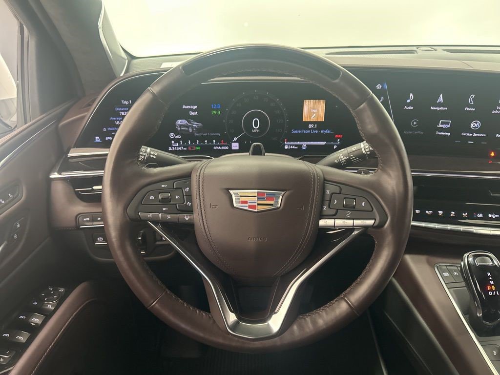 Certified 2022 Cadillac Escalade Premium Luxury Platinum AWD/4WD image 13