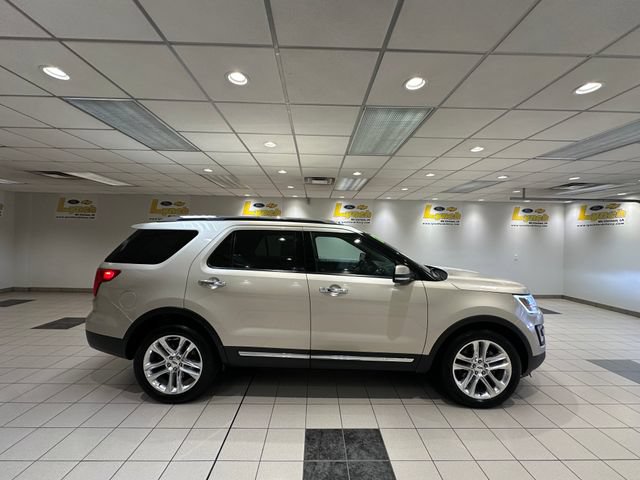 Used 2017 Ford Explorer Limited AWD/4WD image 3