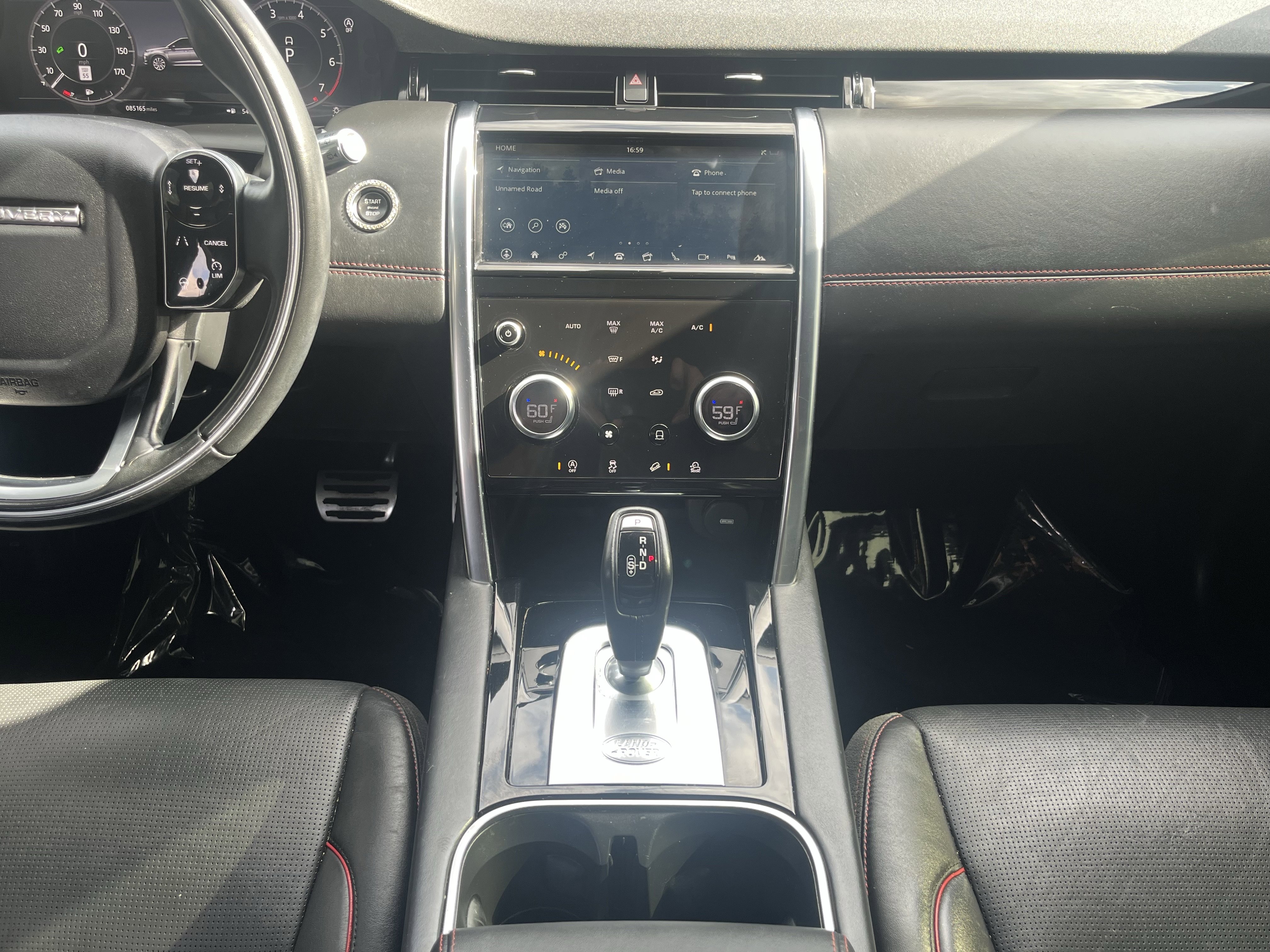 Used 2020 Land Rover Discovery Sport SE R-Dynamic AWD/4WD image 26