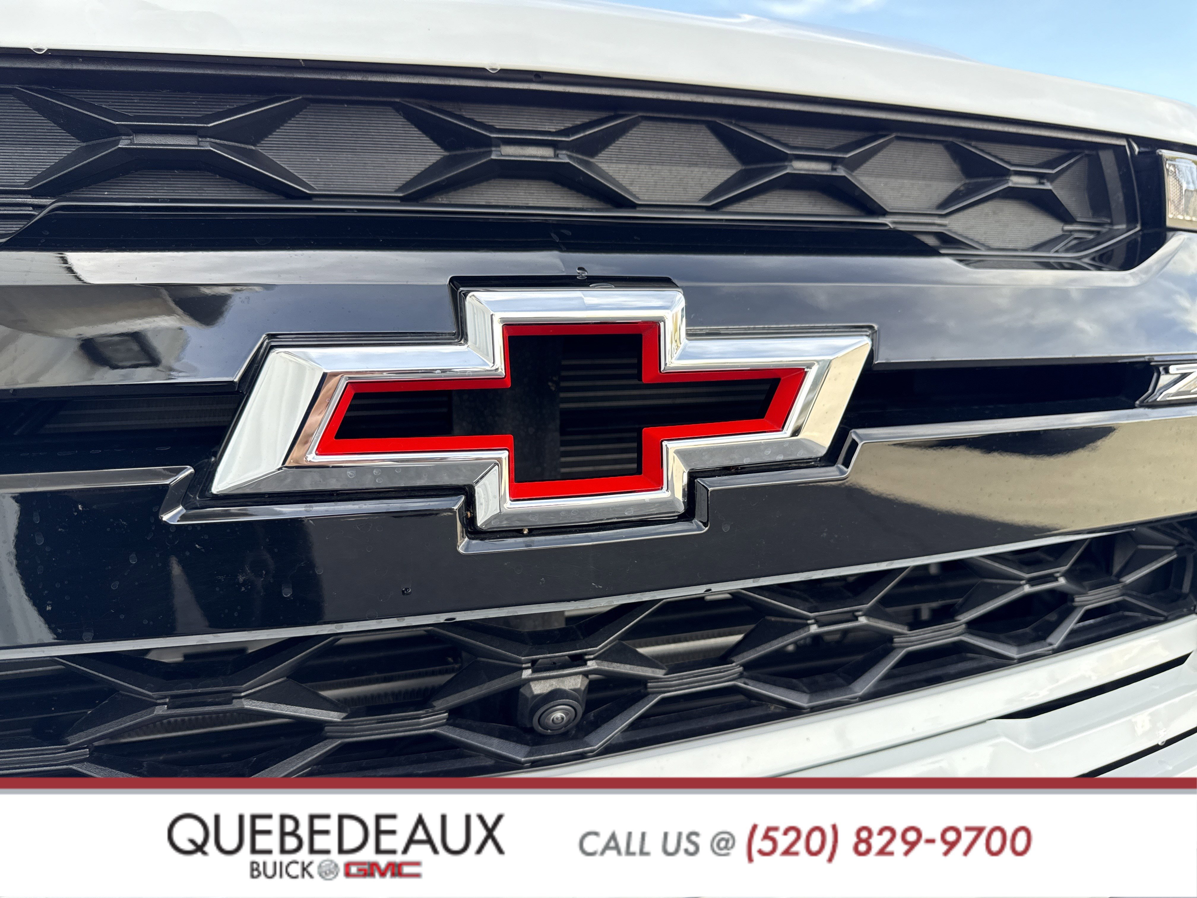 Used 2024 Chevrolet Colorado ZR2 w/ Technology Package image 10