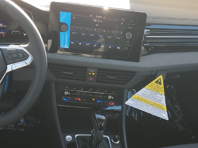 New 2027 Volkswagen Jetta SE FWD image 12