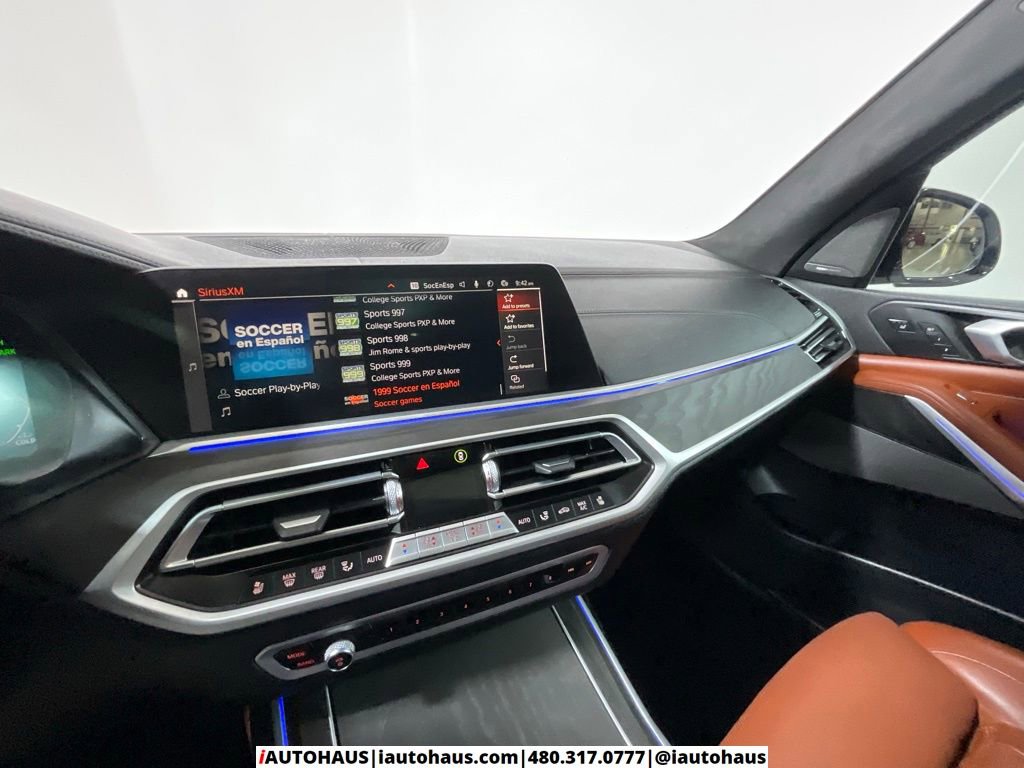 Used 2022 BMW X7 M50i image 35