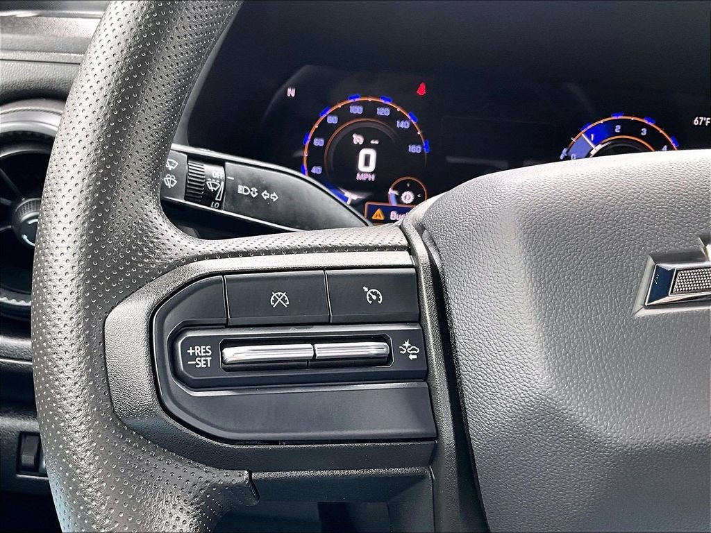 Used 2024 Chevrolet Colorado Trail Boss AWD/4WD image 22