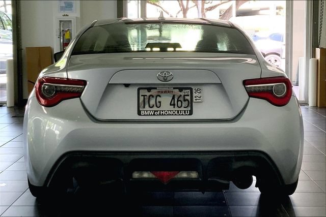 Used 2017 Toyota 86 RWD image 4
