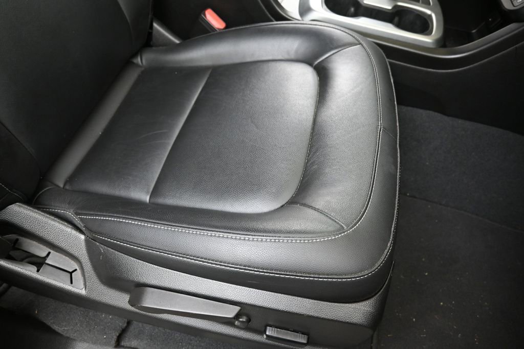 Used 2022 Chevrolet Colorado ZR2 AWD/4WD image 12