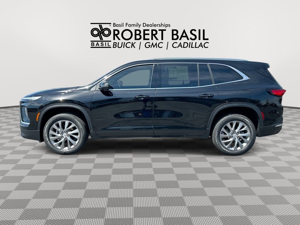 Used 2025 Buick Enclave Preferred AWD/4WD image 5