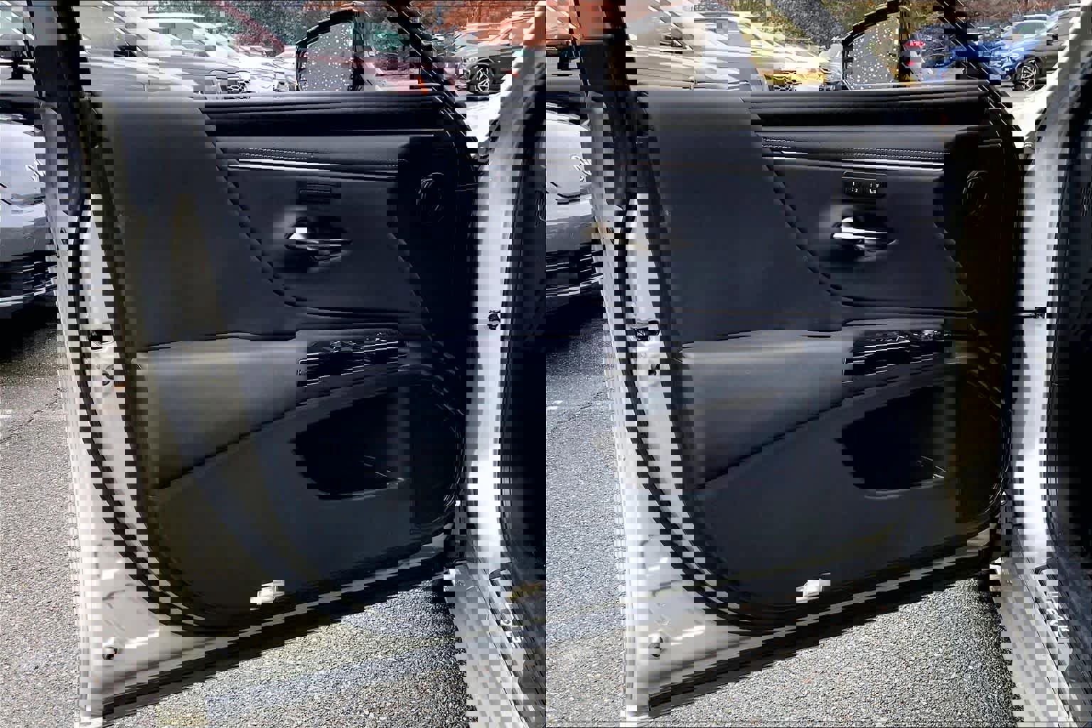 Certified 2024 Lexus ES 350 w/ Premium Package image 21