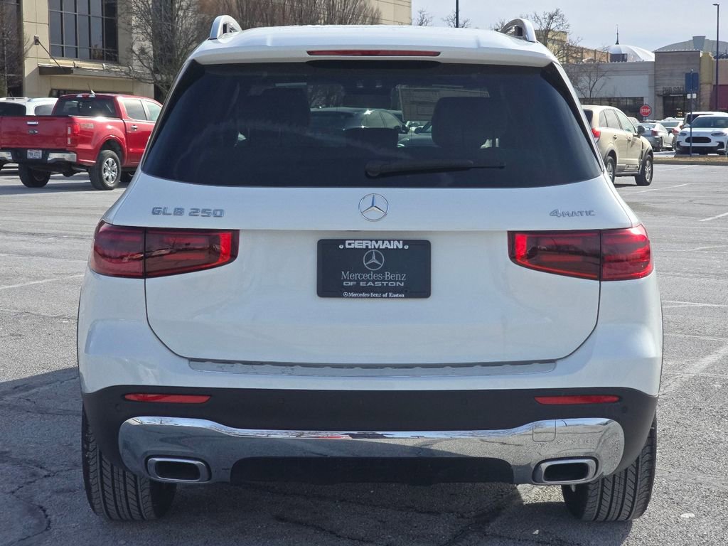 New 2026 Mercedes-Benz GLB 250 4MATIC image 15