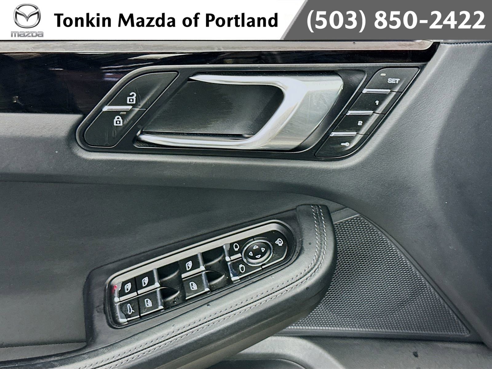 Used 2023 Porsche Macan Turbo AWD/4WD image 18