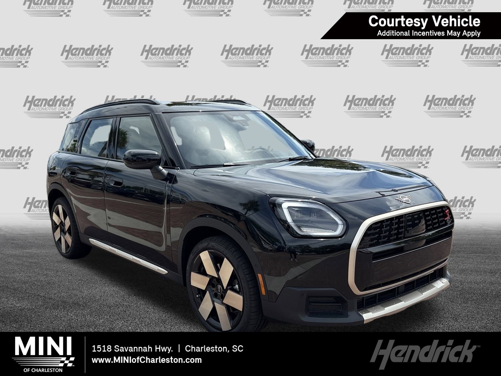 Used 2025 MINI Cooper Countryman S image 1