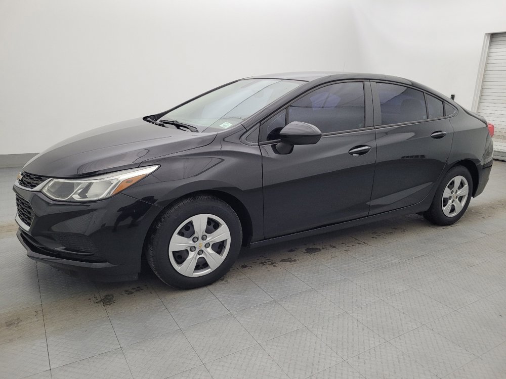 Used 2017 Chevrolet Cruze LS image 2