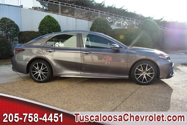 Used 2023 Toyota Camry SE FWD image 13