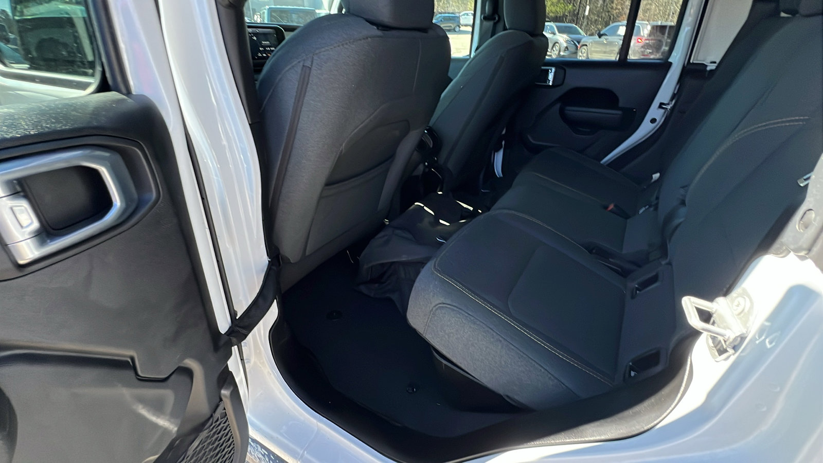 Used 2024 Jeep Gladiator Sport image 22