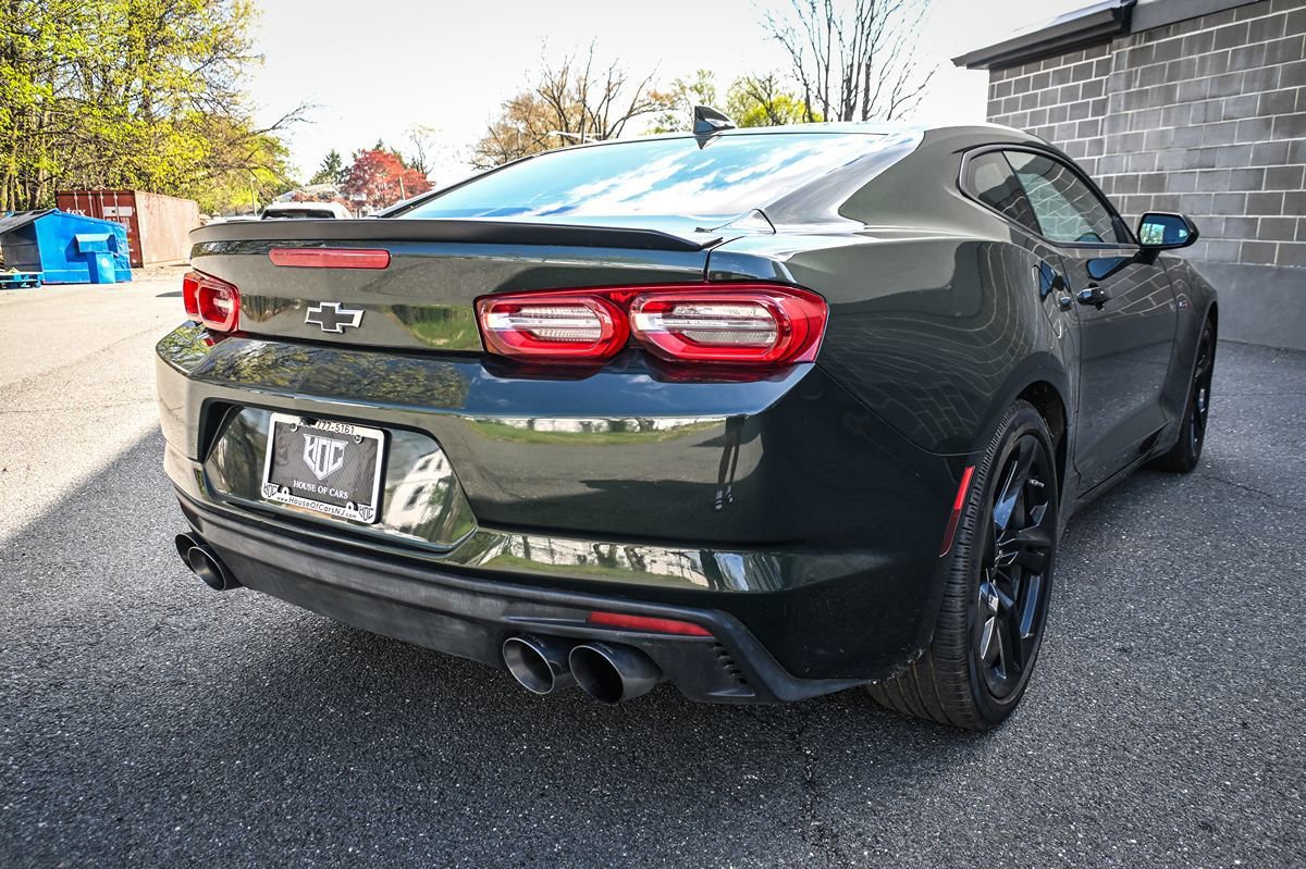 Used 2020 Chevrolet Camaro LT RWD image 6